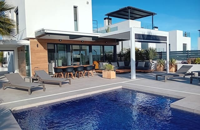 3 Zimmer Villa zu verkaufen in Algorfa mit Pool - 729.000 € (Ref: 9809407)