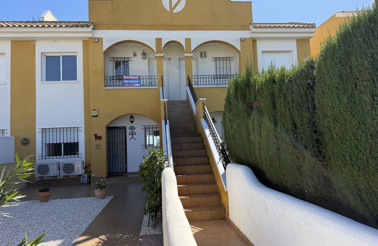 2 Zimmer Apartment zu verkaufen in Los Montesinos - 129.950 € (Ref: 9809408)