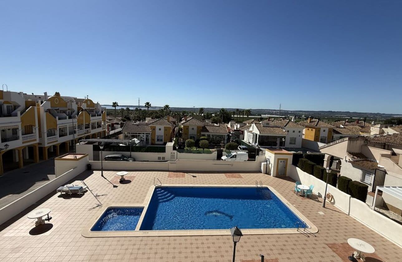 2 Zimmer Apartment zu verkaufen in Los Montesinos - 129.950 € (Ref: 9809408)