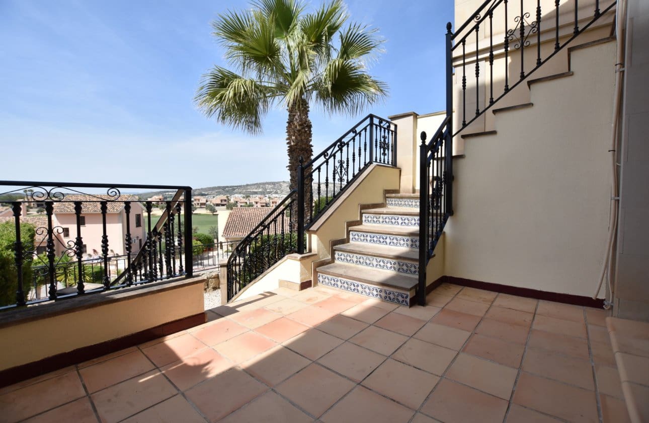 2 bedroom Bungalow for sale in Algorfa with pool - € 234,900 (Ref: 9809409)