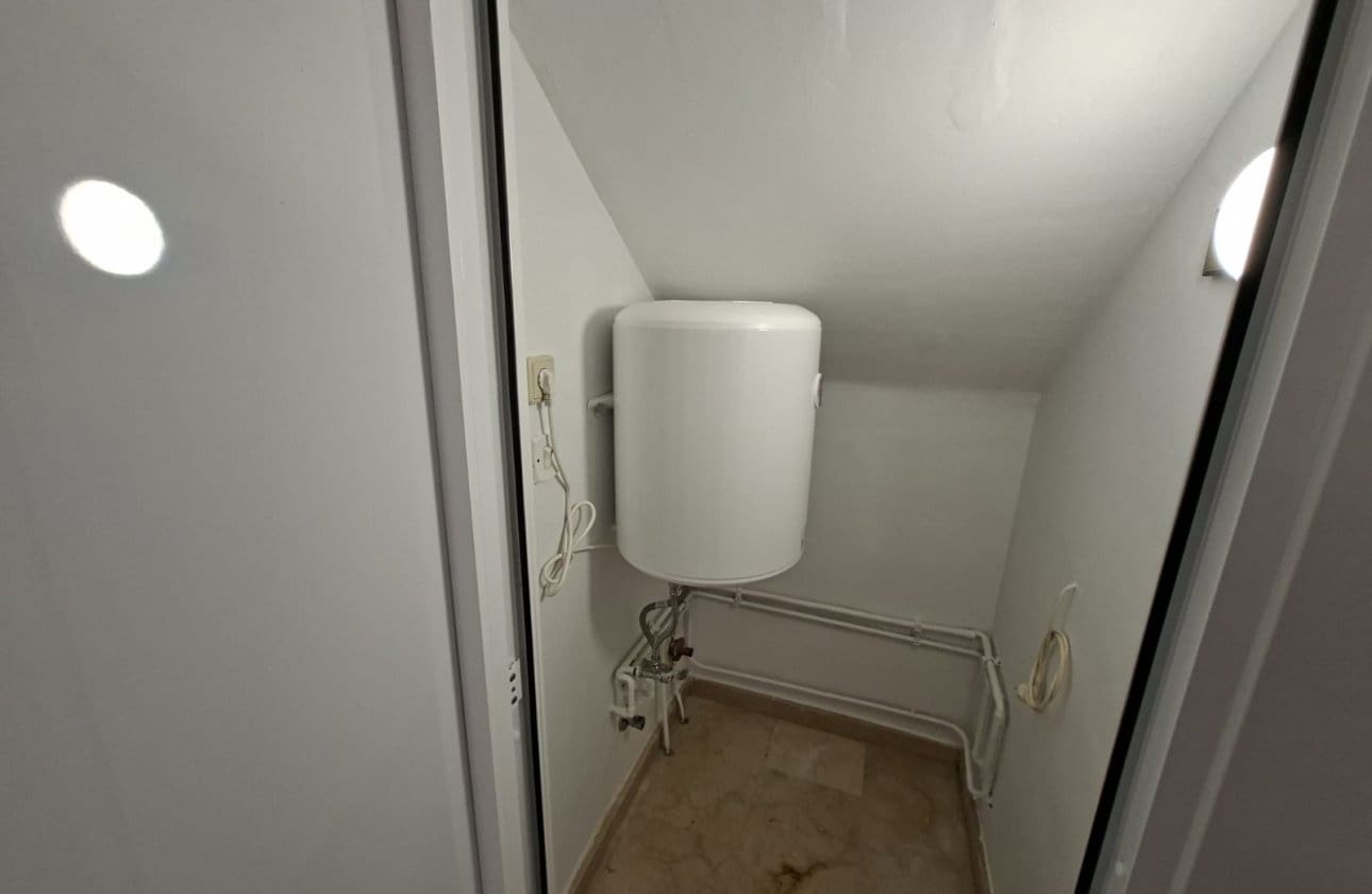 2 slaapkamer Bungalow te koop in Orihuela Costa met zwembad - € 229.000 (Ref: 9809410)