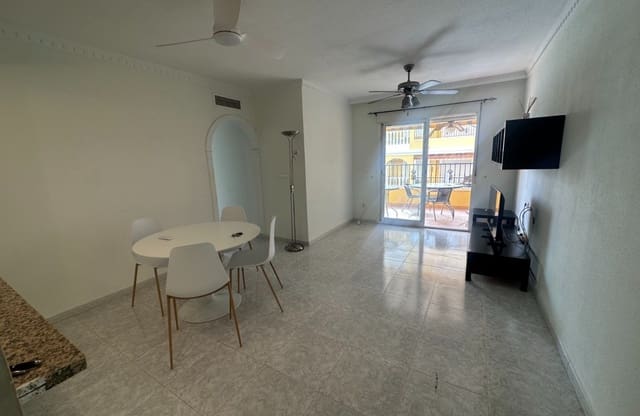 2 bedroom Apartment for sale in Algorfa with pool - € 115,000 (Ref: 9809411)