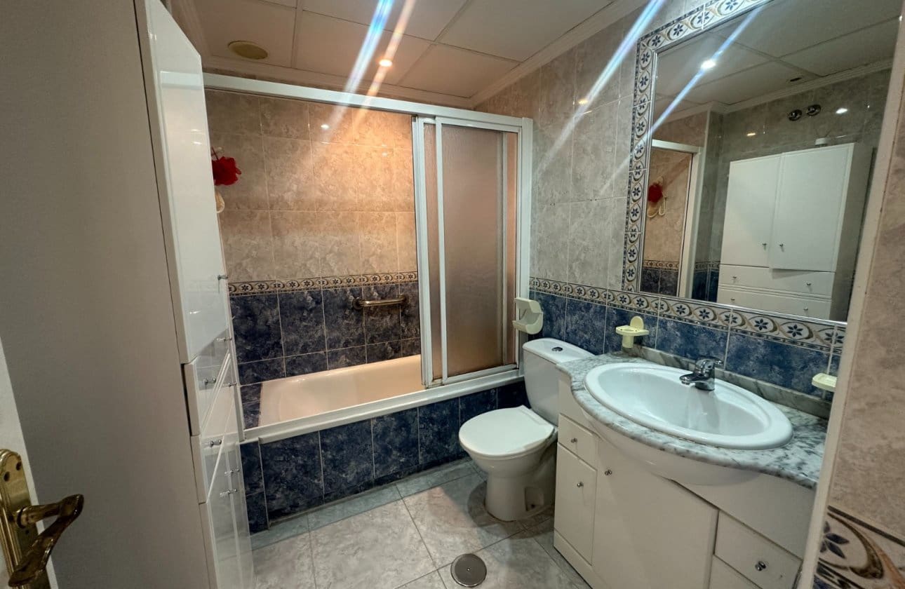 2 bedroom Apartment for sale in Algorfa with pool - € 115,000 (Ref: 9809411)