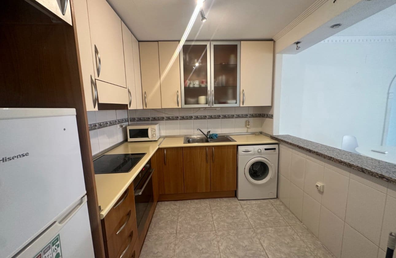 2 bedroom Apartment for sale in Algorfa with pool - € 115,000 (Ref: 9809411)