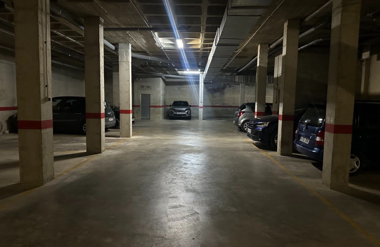 2 bedroom Apartment for sale in Algorfa with pool - € 115,000 (Ref: 9809411)