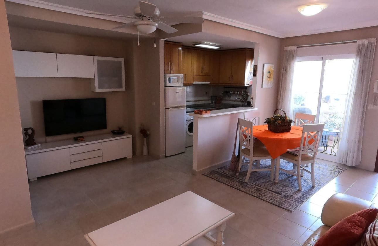 2 Zimmer Apartment zu verkaufen in Jacarilla mit Pool - 104.995 € (Ref: 9809413)