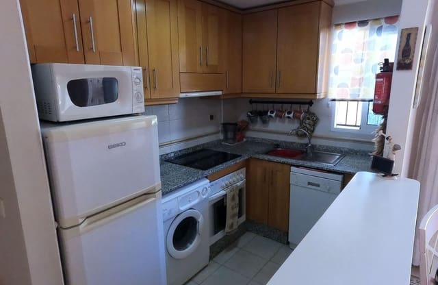 2 Zimmer Apartment zu verkaufen in Jacarilla mit Pool - 104.995 € (Ref: 9809413)