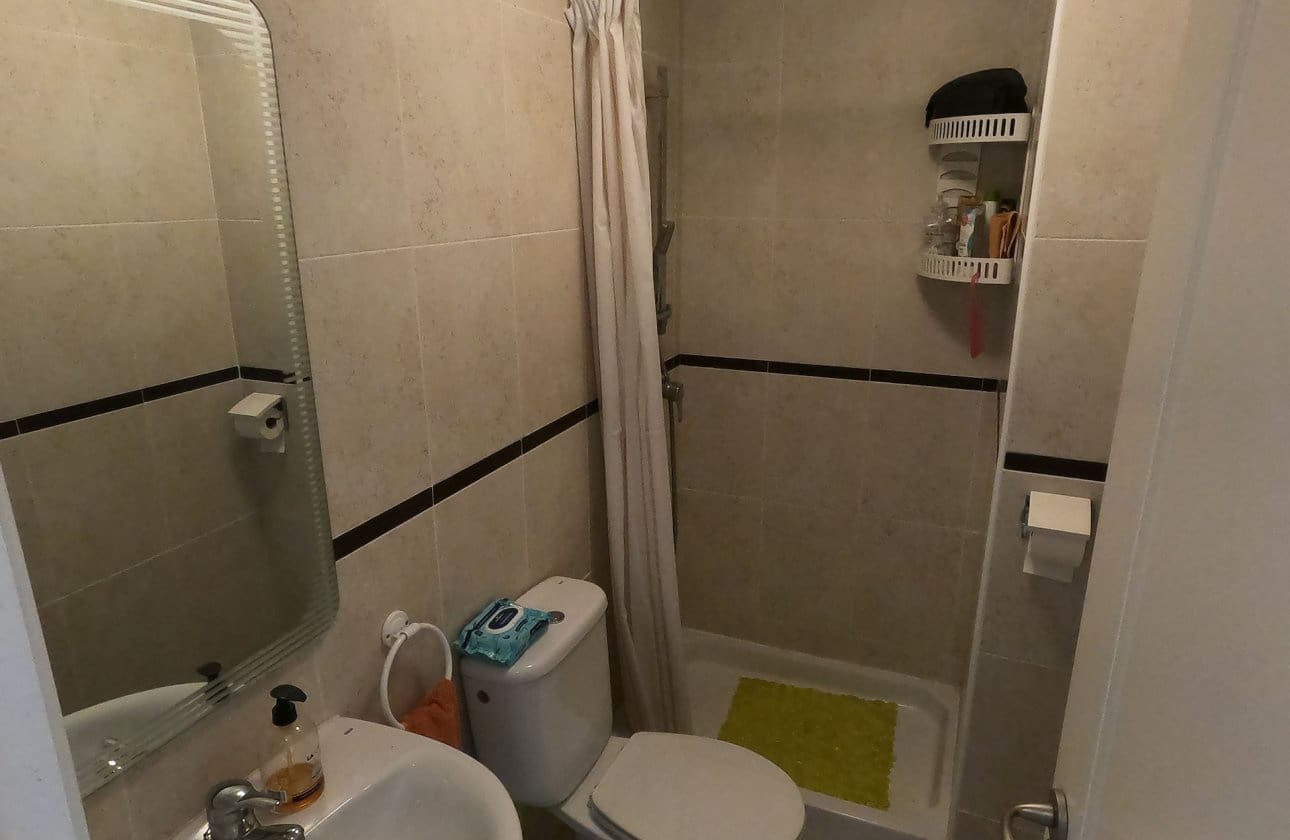 2 Zimmer Apartment zu verkaufen in Jacarilla mit Pool - 104.995 € (Ref: 9809413)