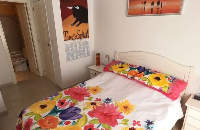 2 Zimmer Apartment zu verkaufen in Jacarilla mit Pool - 104.995 € (Ref: 9809413)