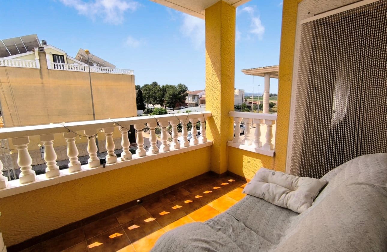 3 quarto Casa em Banda para venda em Orihuela - 132 500 € (Ref: 9816395)