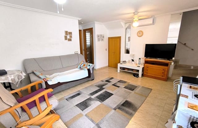 3 quarto Casa em Banda para venda em Orihuela - 132 500 € (Ref: 9816395)