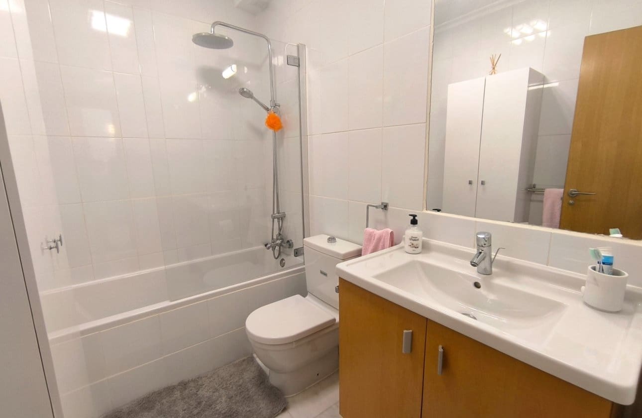 2 bedroom Bungalow for sale in Algorfa with pool garage - € 249,950 (Ref: 9816396)