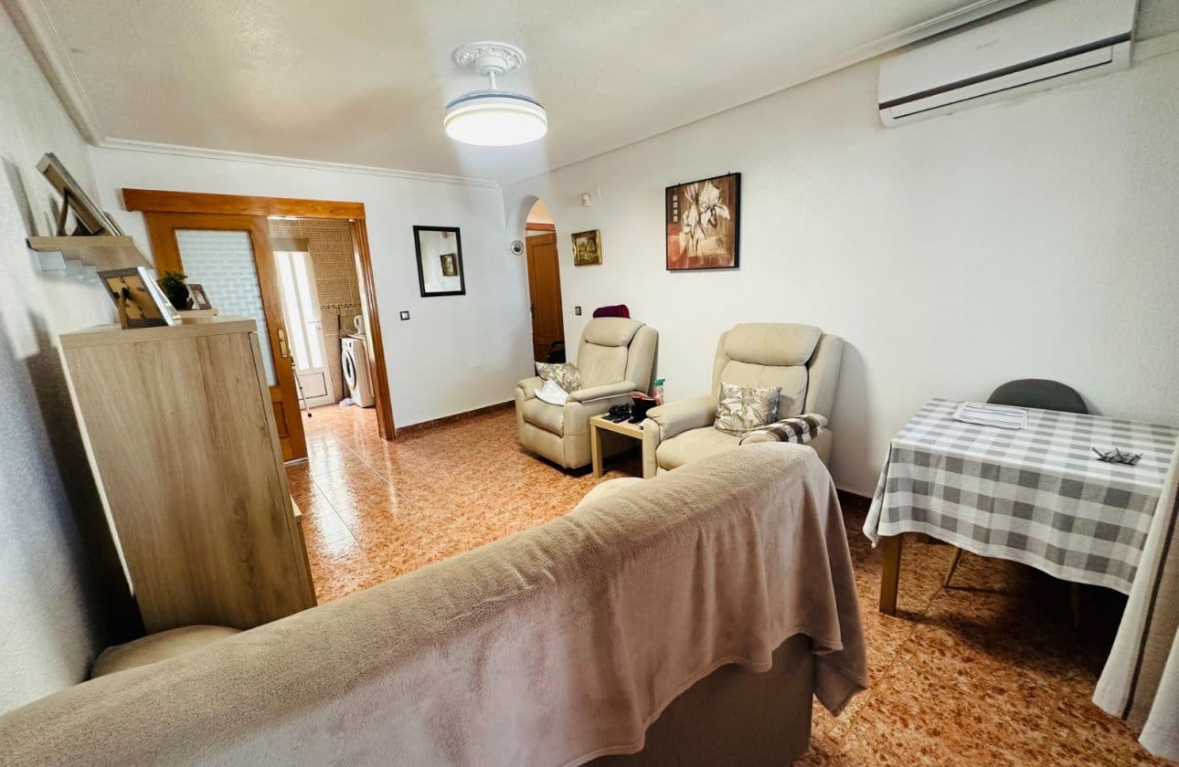 2 soverom Leilighet til salgs i Vistabella med svømmebasseng - € 140 000 (Ref: 9826078)