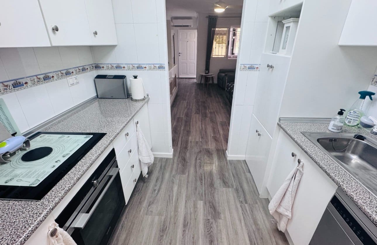 2 sypialnia Apartament na sprzedaż w Vistabella z basenem garażem - 135 000 € (Ref: 9848126)