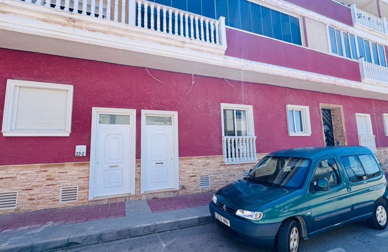 3 bedroom Apartment for sale in Algorfa with pool garage - € 124,950 (Ref: 9850124)