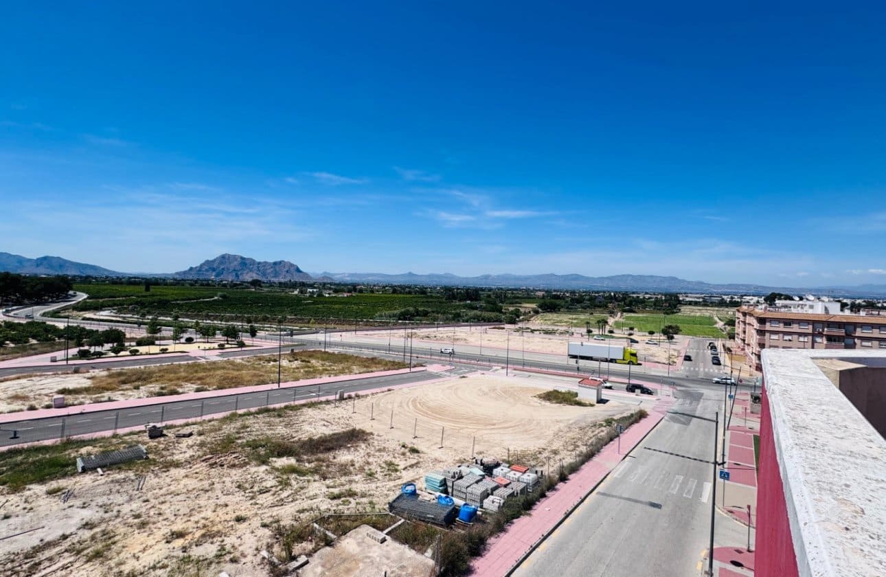 3 bedroom Apartment for sale in Algorfa with pool garage - € 124,950 (Ref: 9850124)
