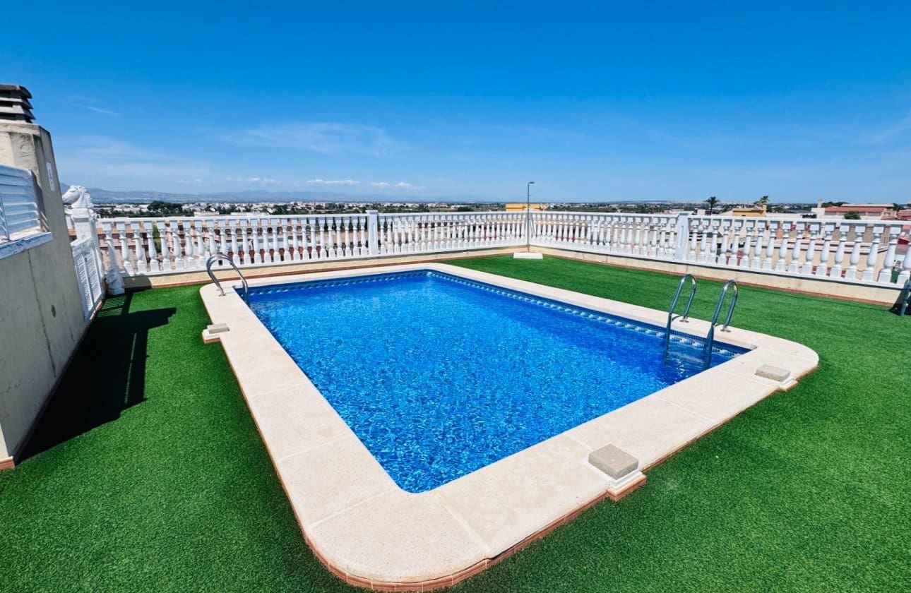 3 bedroom Apartment for sale in Algorfa with pool garage - € 124,950 (Ref: 9850124)