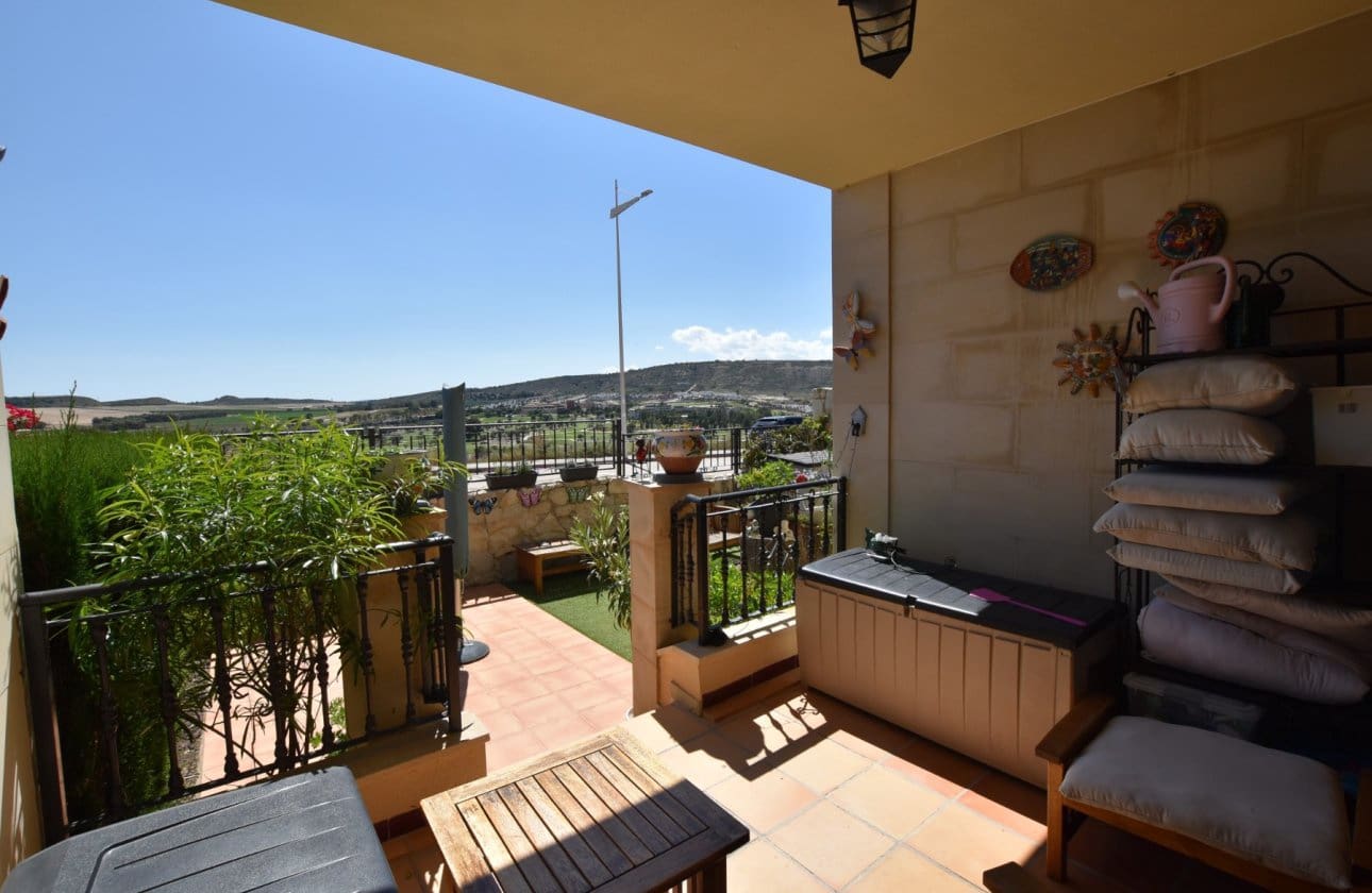 2 bedroom Apartment for sale in Algorfa with pool - € 210,000 (Ref: 9861347)