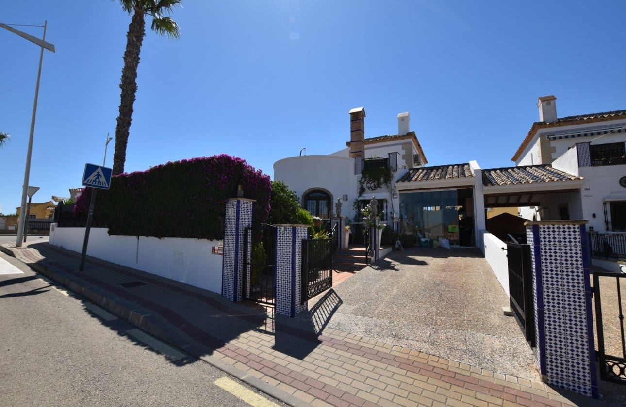 3 camera da letto Villa in vendita in Algorfa con piscina - 395.000 € (Rif: 9877124)