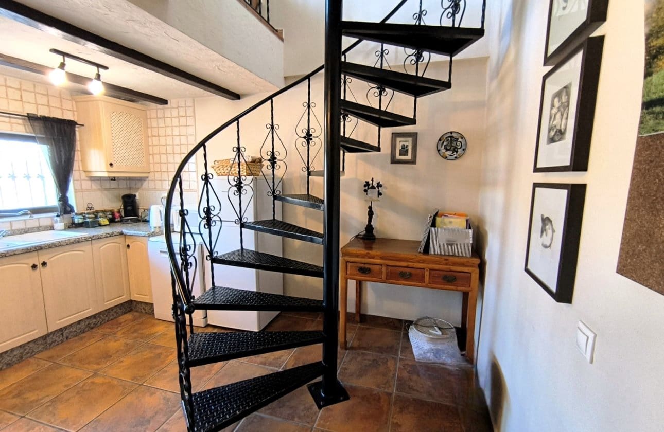4 Zimmer Finca/Landgut zu verkaufen in Albatera - 345.000 € (Ref: 9877126)