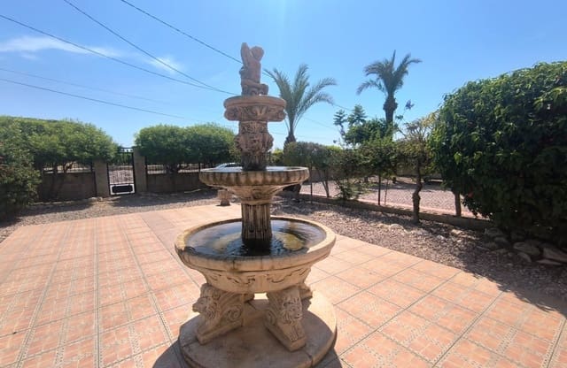 4 Zimmer Finca/Landgut zu verkaufen in Albatera - 345.000 € (Ref: 9877126)