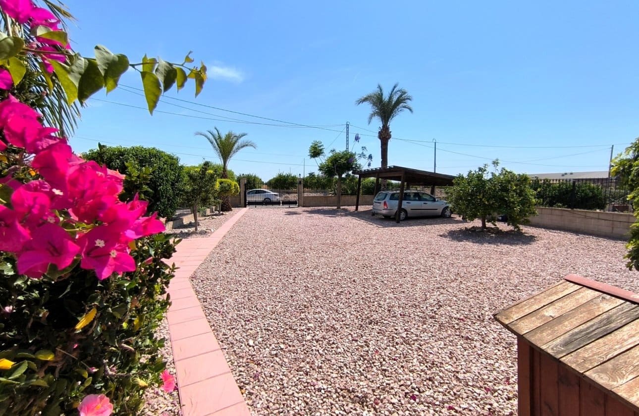 4 Zimmer Finca/Landgut zu verkaufen in Albatera - 345.000 € (Ref: 9877126)
