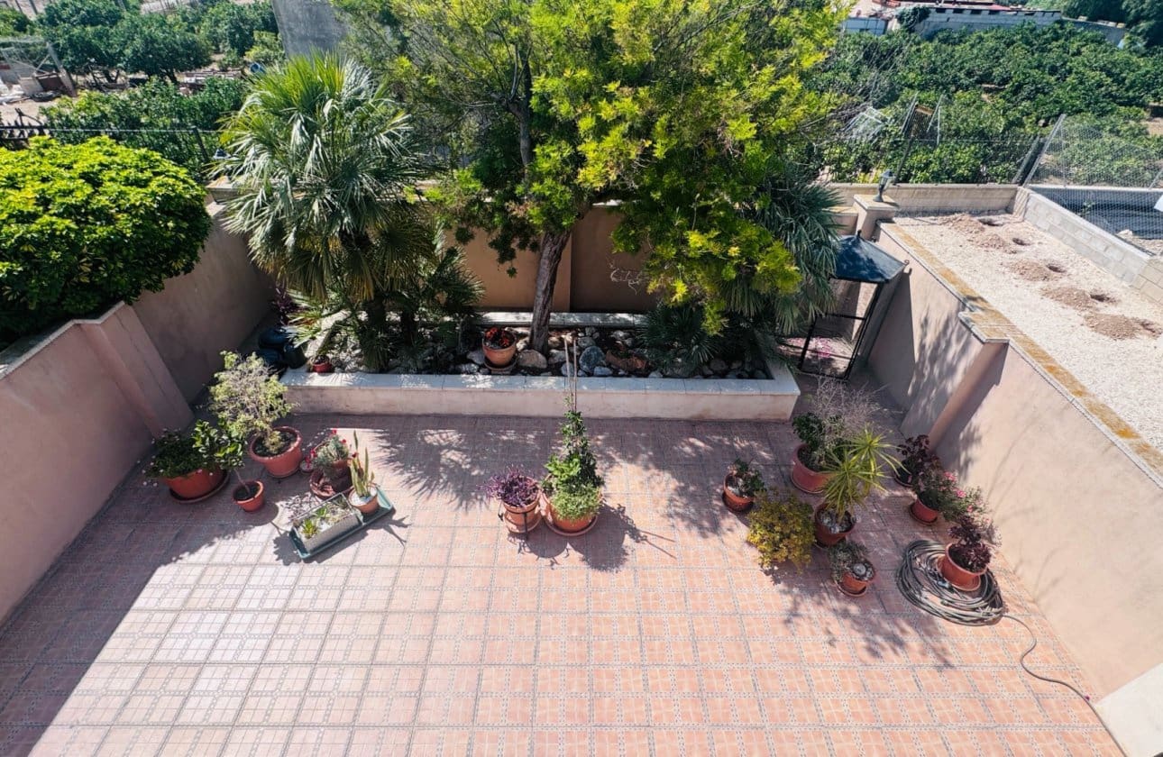 4 Zimmer Finca/Landgut zu verkaufen in Albatera - 345.000 € (Ref: 9877126)