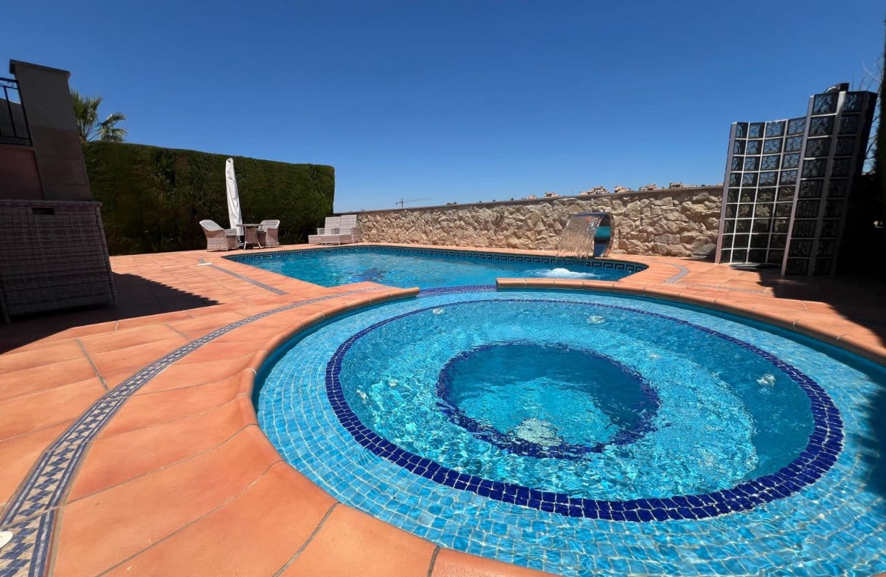 3 camera da letto Villa in vendita in Algorfa con piscina - 495.000 € (Rif: 9877127)