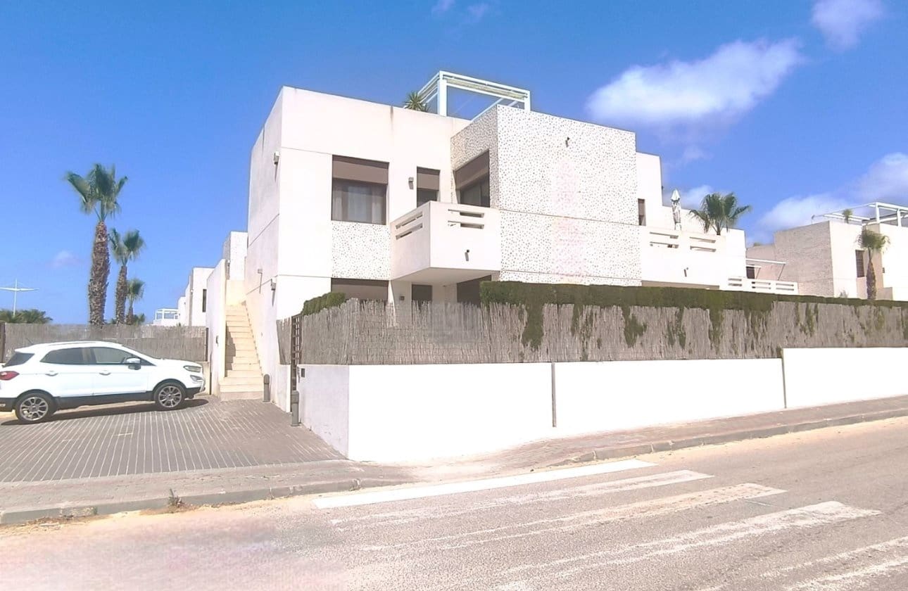 Apartamento de 2 habitaciones en Algorfa en venta con piscina garaje - 259.950 € (Ref: 9894895)