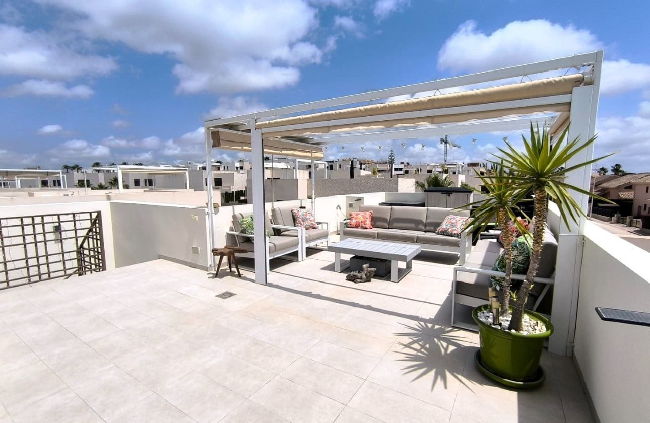 Apartamento de 2 habitaciones en Algorfa en venta con piscina garaje - 259.950 € (Ref: 9894895)