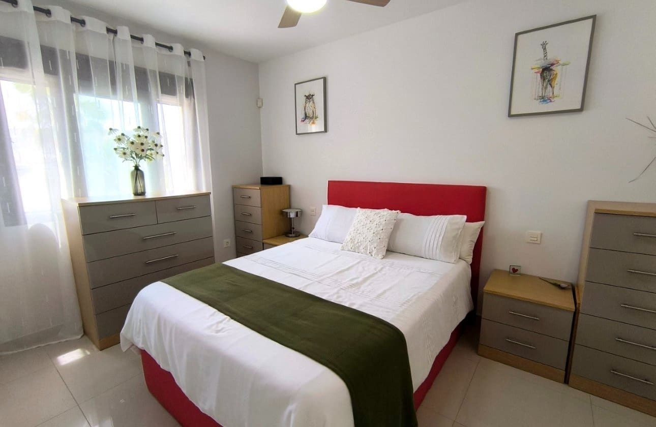Apartamento de 2 habitaciones en Algorfa en venta con piscina garaje - 259.950 € (Ref: 9894895)