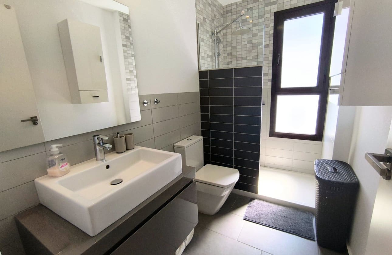 2 soveværelse Lejlighed til salg i Algorfa med swimmingpool - € 249.950 (Ref: 9938700)