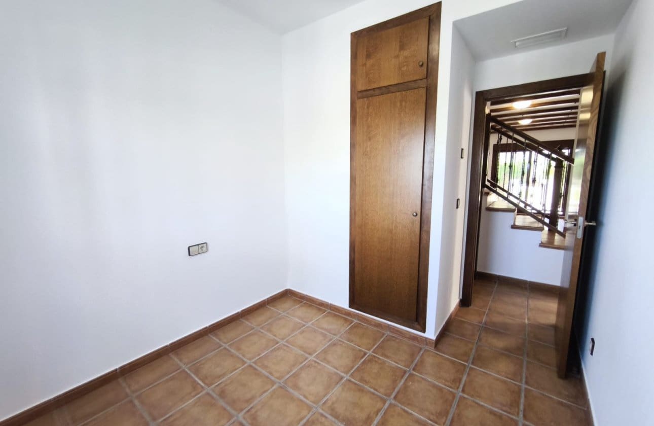3 sovrum Semi-fristående Villa till salu i Algorfa med pool - 235 000 € (Ref: 9946042)