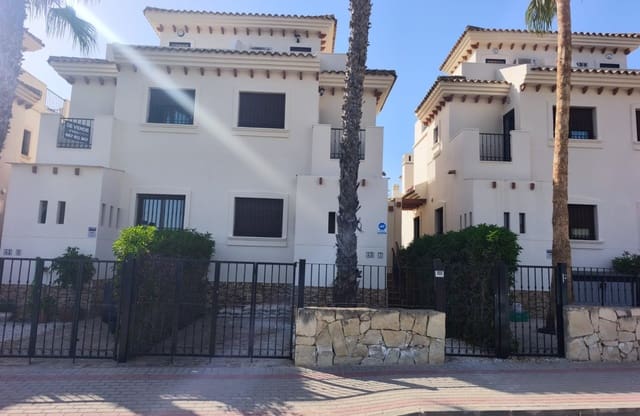 Pareado de 3 habitaciones en Algorfa en venta con piscina - 235.000 € (Ref: 9946042)