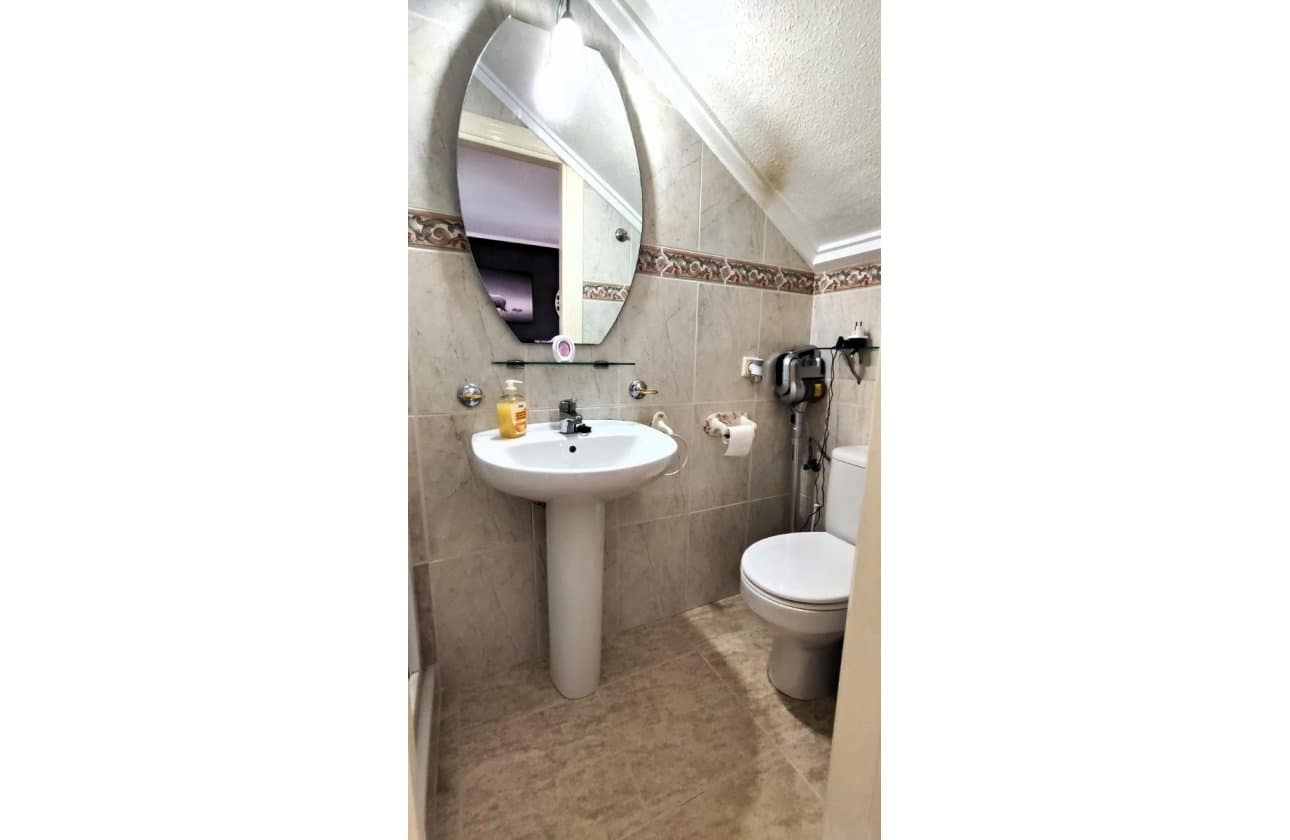 3 makuuhuone Omakotitalo myytävänä paikassa Ciudad Quesada mukana uima-altaan - 237 500 € (Ref: 9958288)