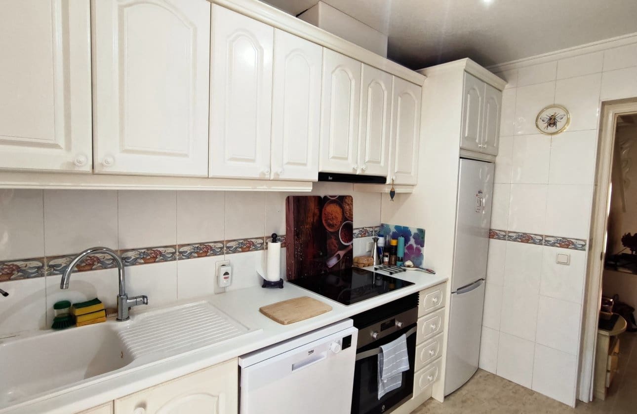 3 makuuhuone Omakotitalo myytävänä paikassa Ciudad Quesada mukana uima-altaan - 237 500 € (Ref: 9958288)