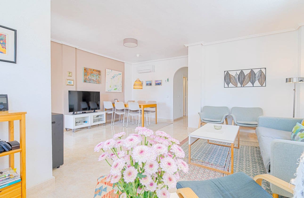 3 bedroom Townhouse for sale in Dona Pepa with pool - € 285,000 (Ref: 9972249)
