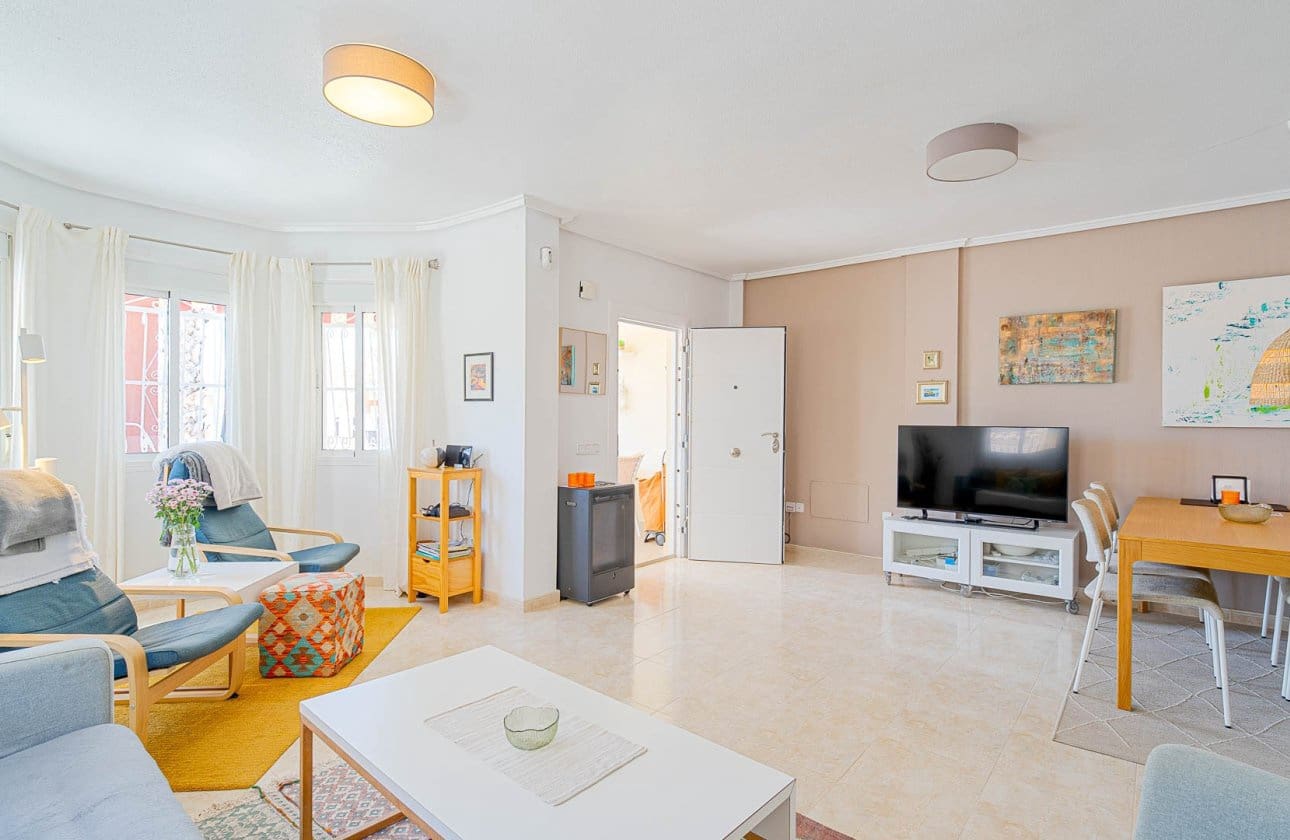 3 bedroom Townhouse for sale in Dona Pepa with pool - € 285,000 (Ref: 9972249)