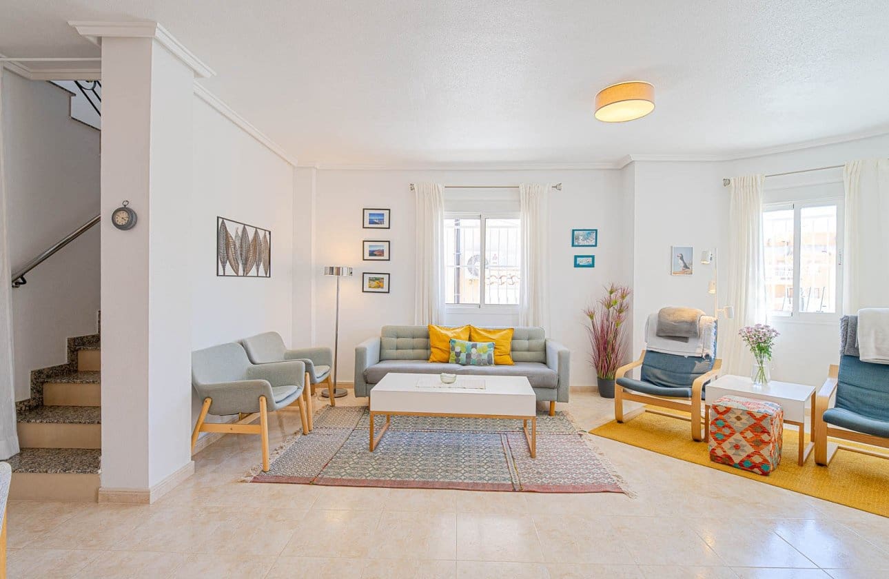 3 bedroom Townhouse for sale in Dona Pepa with pool - € 285,000 (Ref: 9972249)