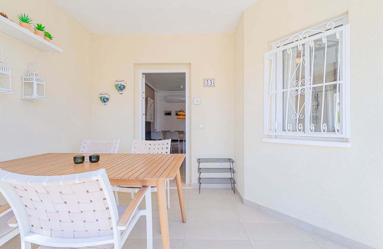 3 bedroom Townhouse for sale in Dona Pepa with pool - € 285,000 (Ref: 9972249)
