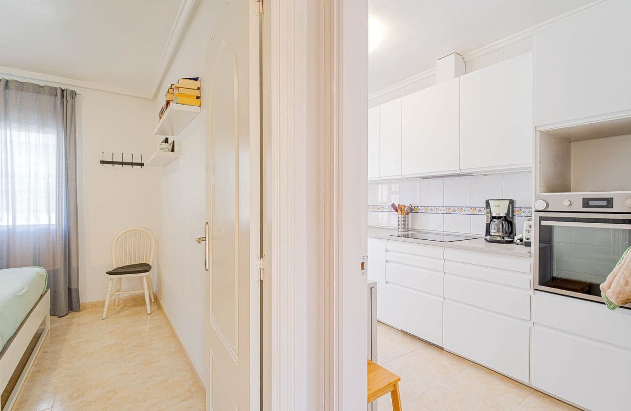 3 bedroom Townhouse for sale in Dona Pepa with pool - € 285,000 (Ref: 9972249)