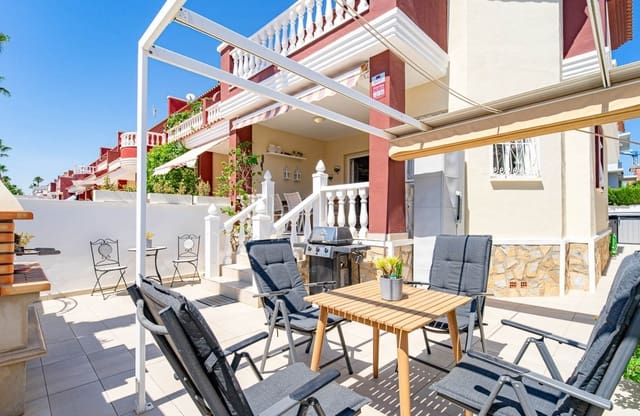 3 soveværelse Byhus til salg i Doña Pepa, Rojales med swimmingpool - € 285.000 (Ref: 9972249)