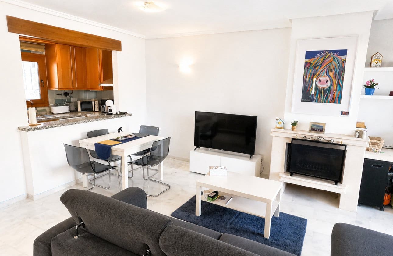 2 bedroom Apartment for sale in Algorfa - € 195,000 (Ref: 9972250)
