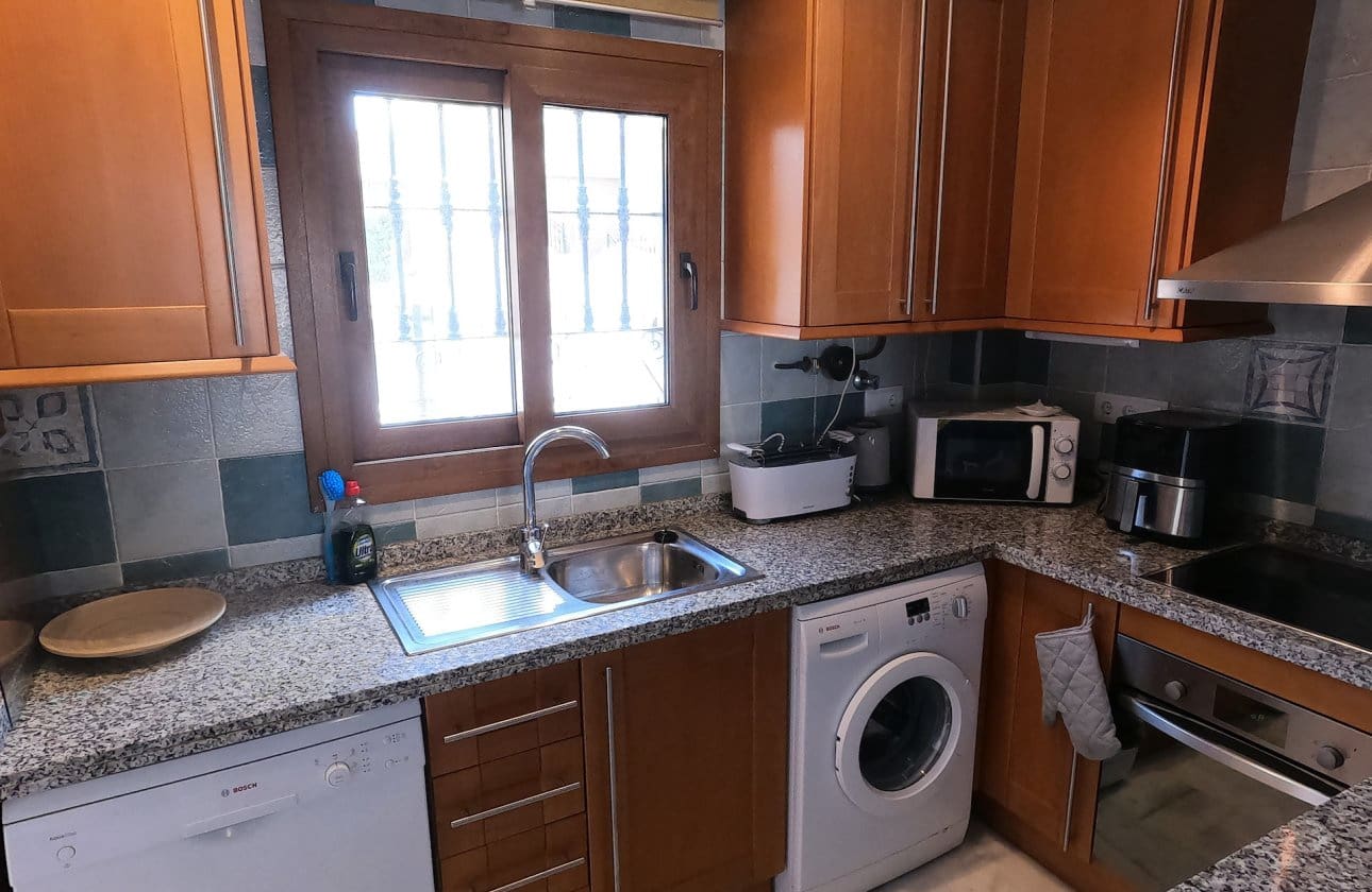 2 bedroom Apartment for sale in Algorfa - € 195,000 (Ref: 9972250)