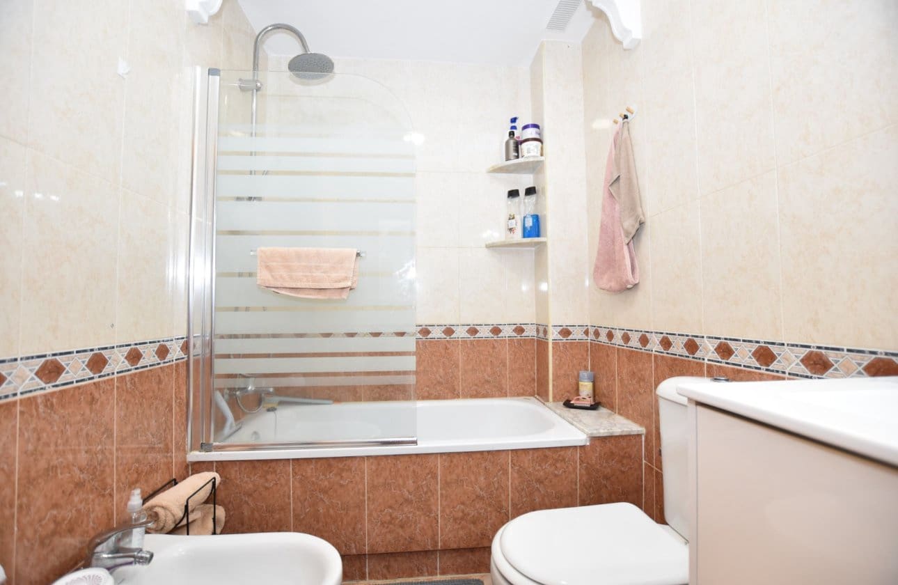 2 soveværelse Byhus til salg i Algorfa med swimmingpool - € 134.995 (Ref: 9972251)