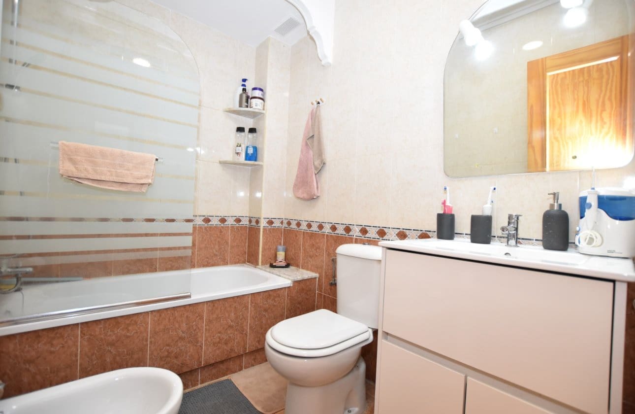 2 soveværelse Byhus til salg i Algorfa med swimmingpool - € 134.995 (Ref: 9972251)
