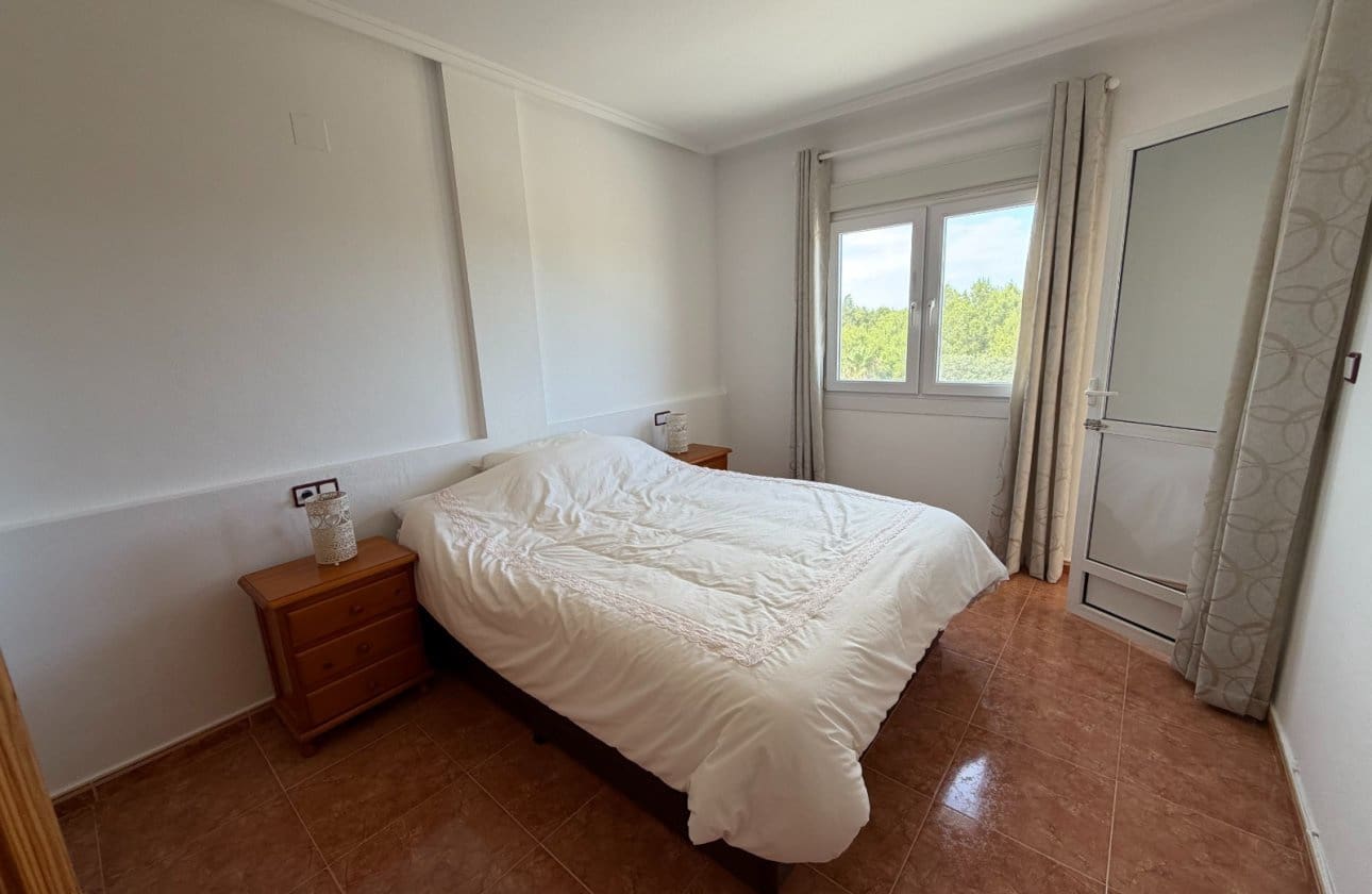 2 bedroom Townhouse for sale in Torremendo with pool - € 119,995 (Ref: 9972252)
