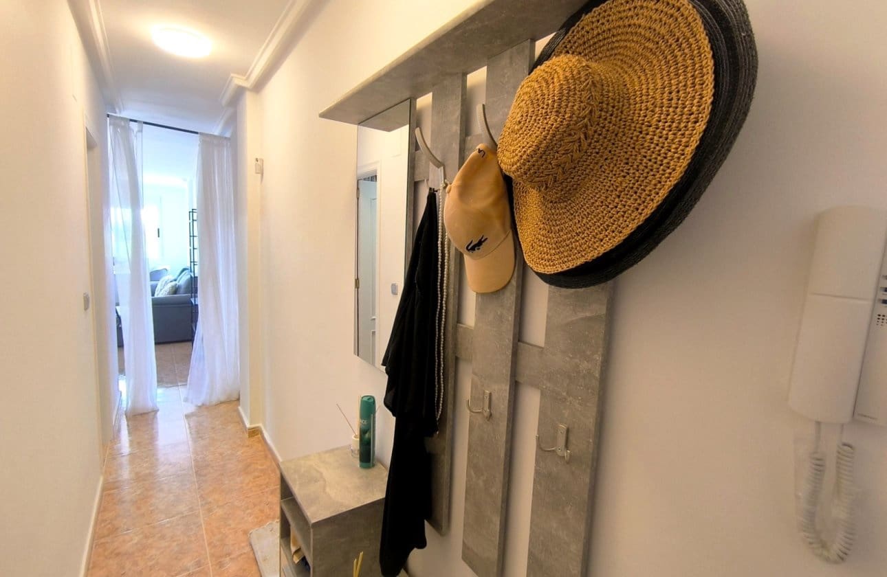 2 soveværelse Lejlighed til salg i Algorfa med swimmingpool - € 129.950 (Ref: 9972253)