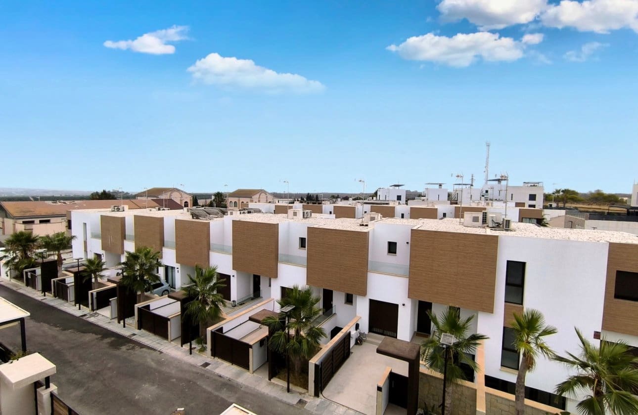 3 Zimmer Doppelhaus zu verkaufen in Algorfa mit Garage - 289.950 € (Ref: 9973997)
