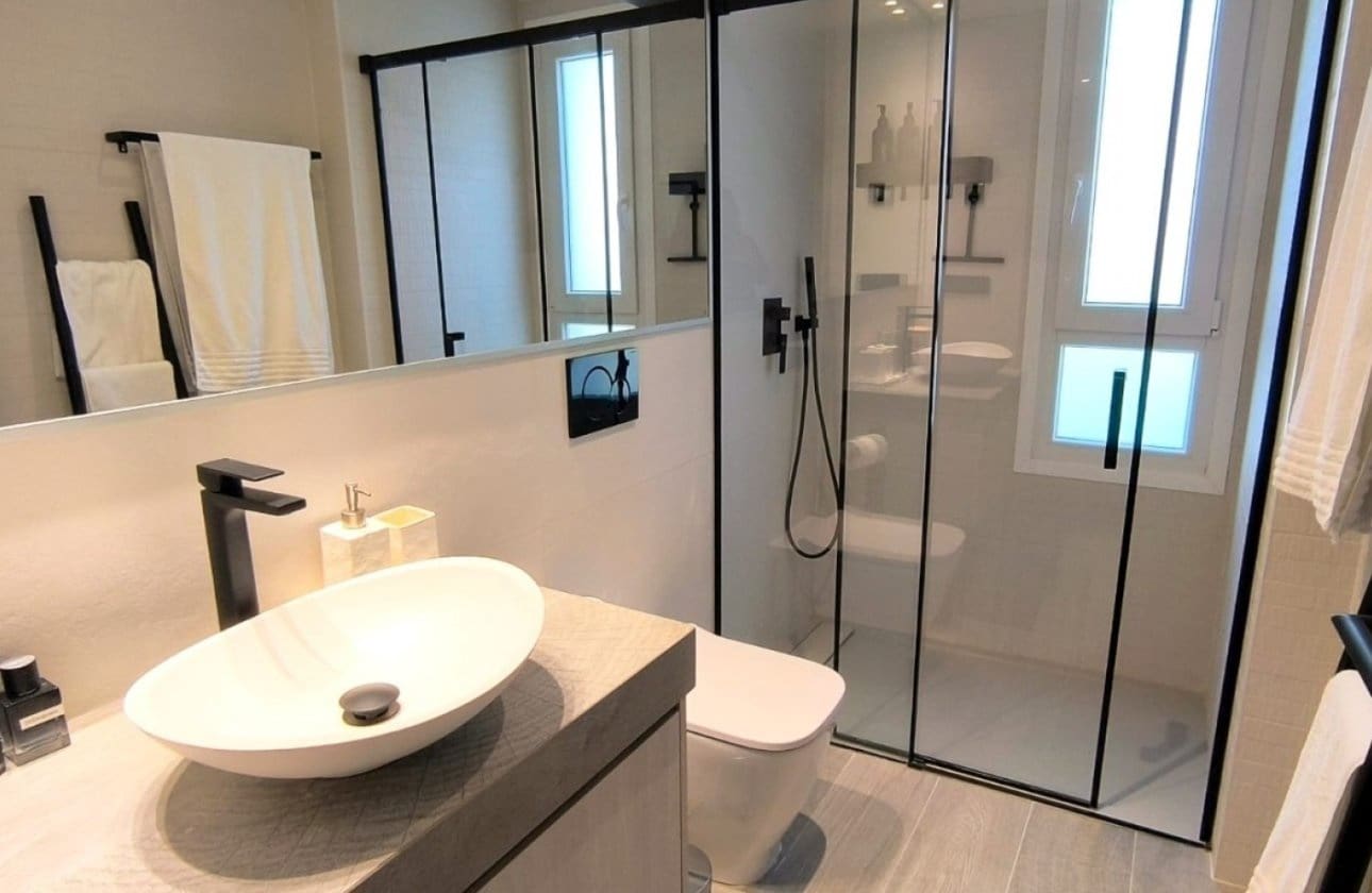 3 bedroom Apartment for sale in Algorfa with pool - € 360,000 (Ref: 9977577)